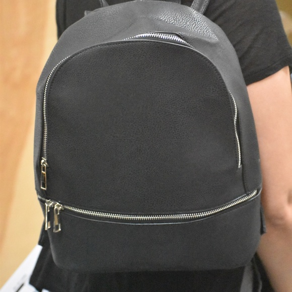 Small Backpack Faux Leather Bags - Picture 3 of 3